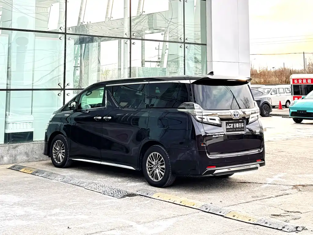 Toyota Vellfire 2021 2.5L HV