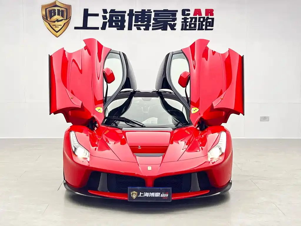 Ferrari LaFerrari 2014 6.3L Standard