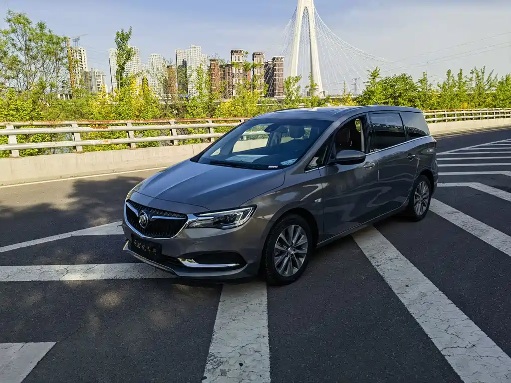 Buick GL6 2019