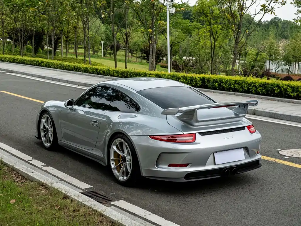 Porsche 911 2013 GT3 3.8L