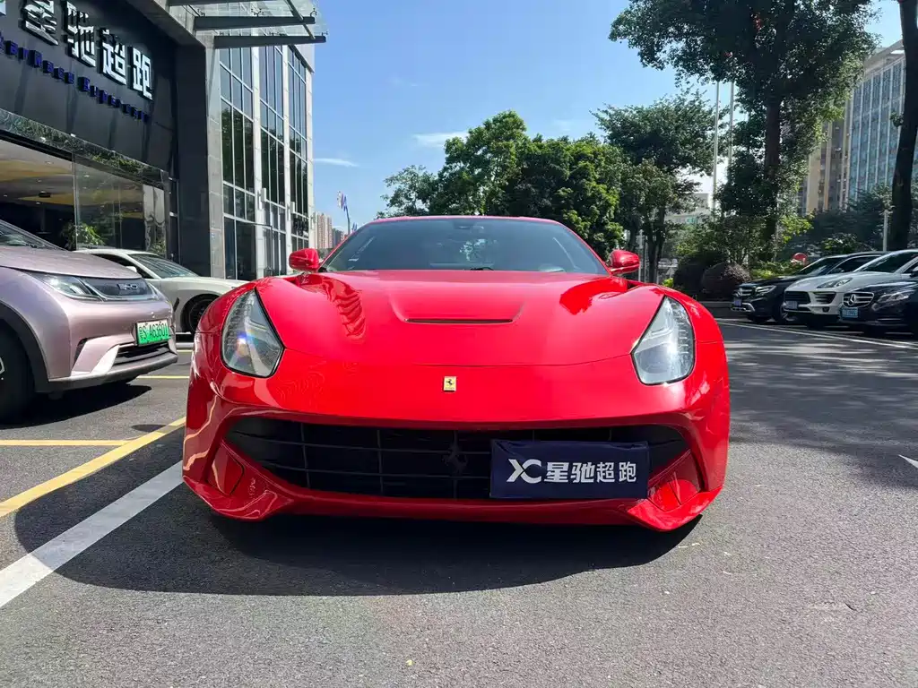 Ferrari F12berlinetta — миниатюра 2