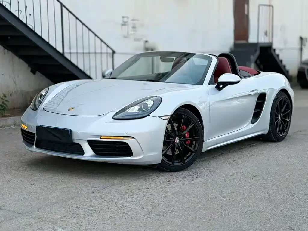 Porsche 718 2016