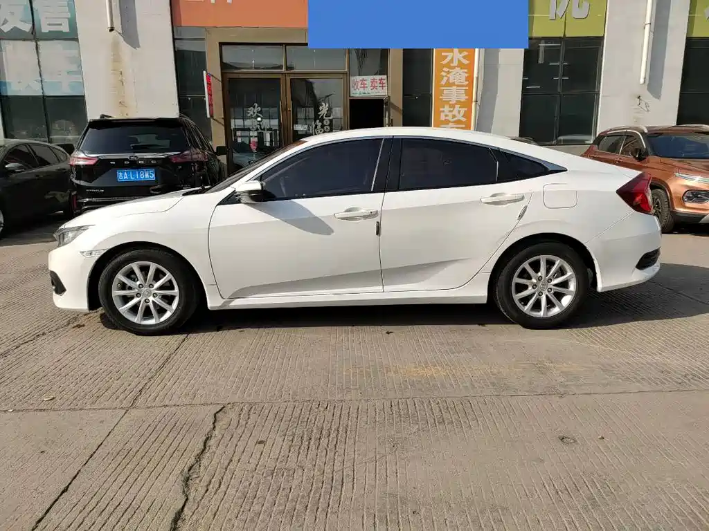 Honda Civic — миниатюра 3