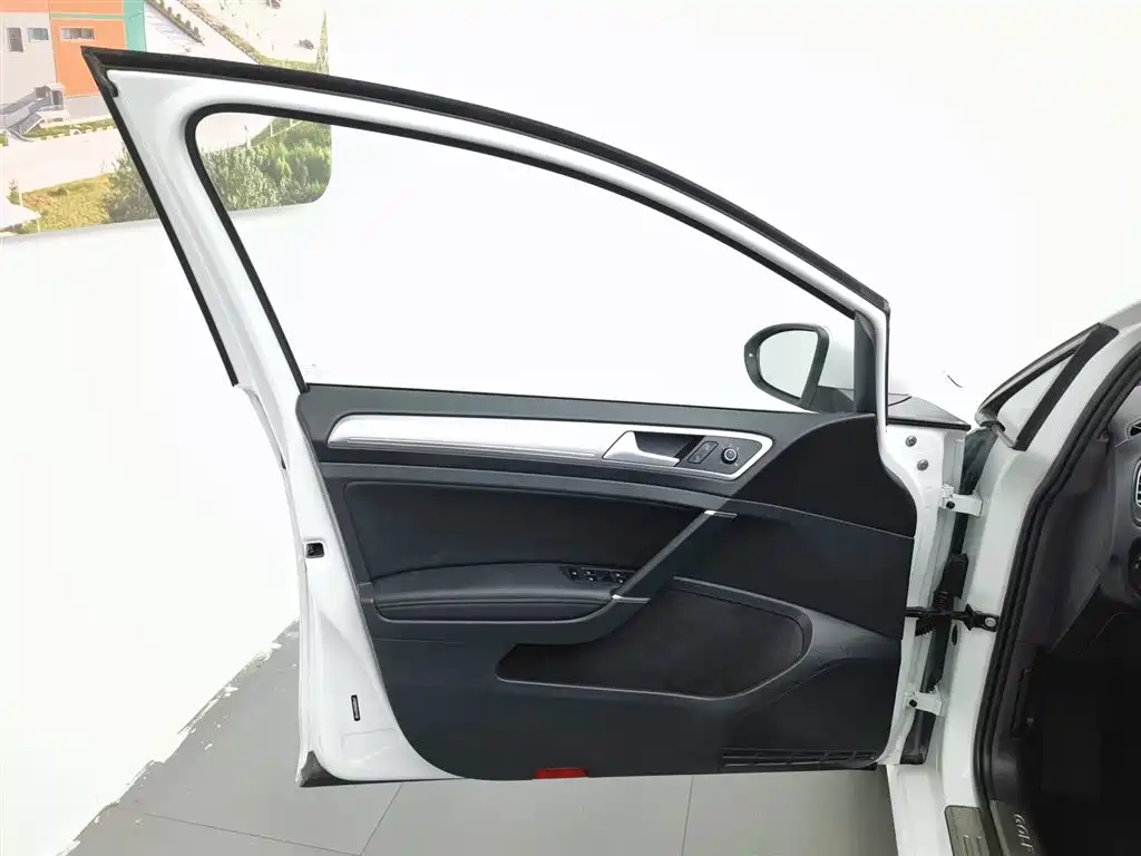 Volkswagen Golf 2019 1.6L AT Comfort V