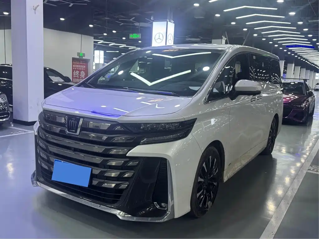 Toyota Alphard 2024