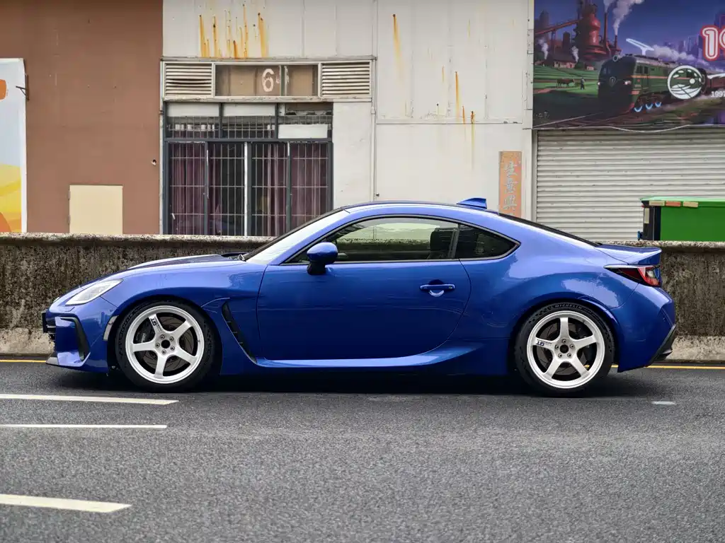 SUBARU BRZ