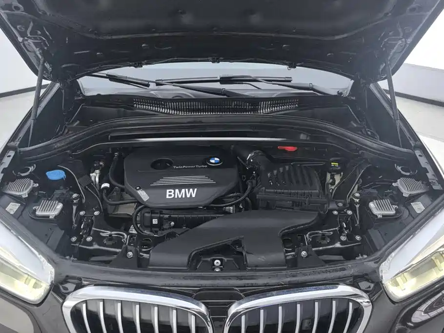 BMW X1 — миниатюра 10