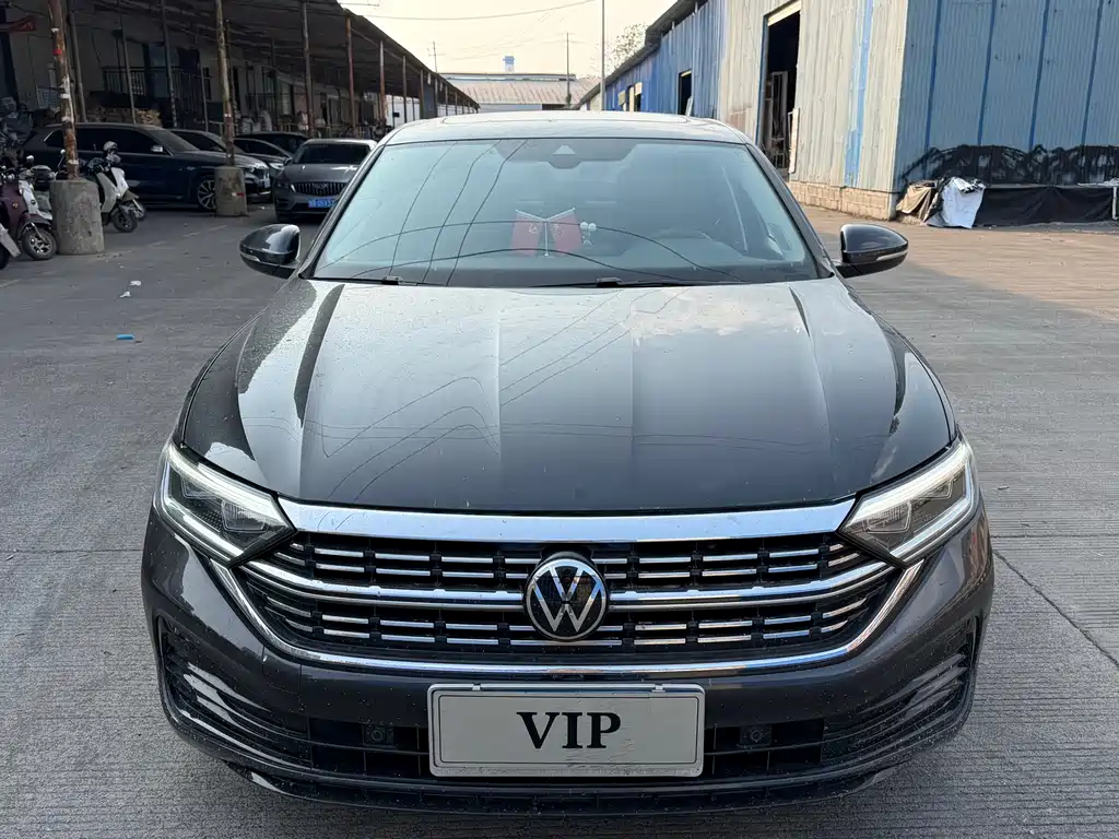 Volkswagen Sagitar — миниатюра 2