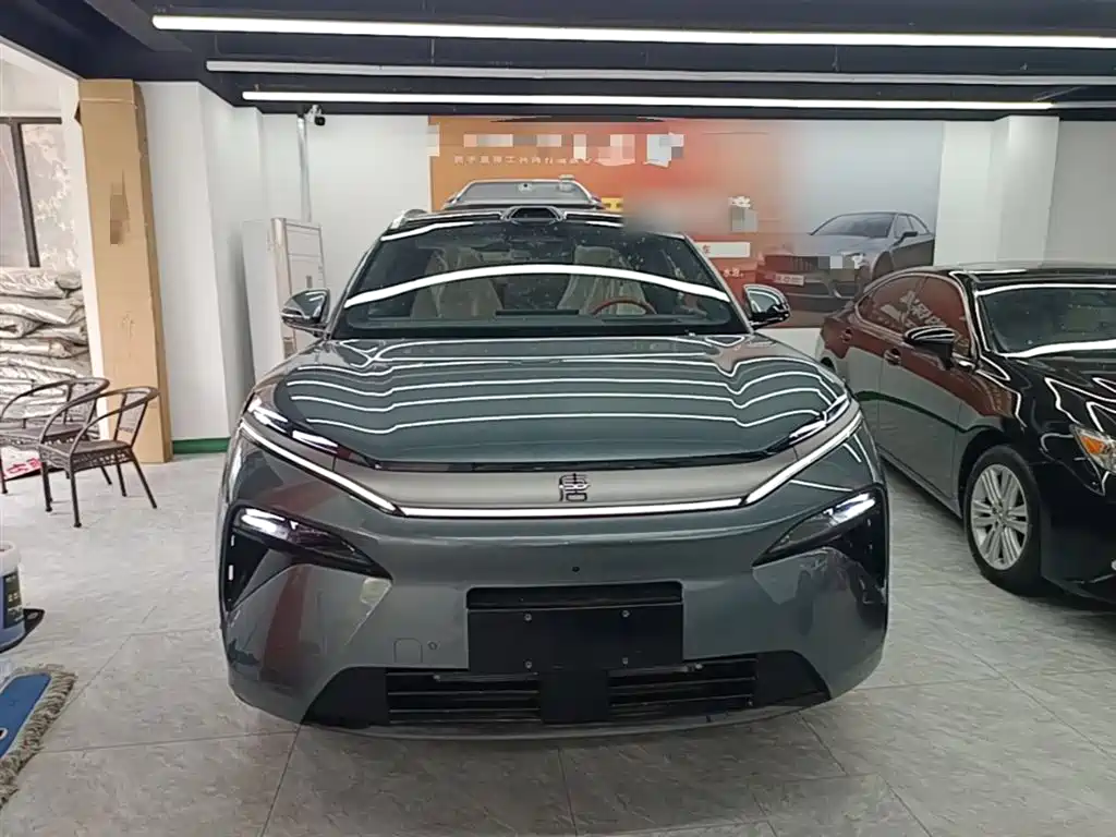 BYD Tang L L 2025 DM 175KM