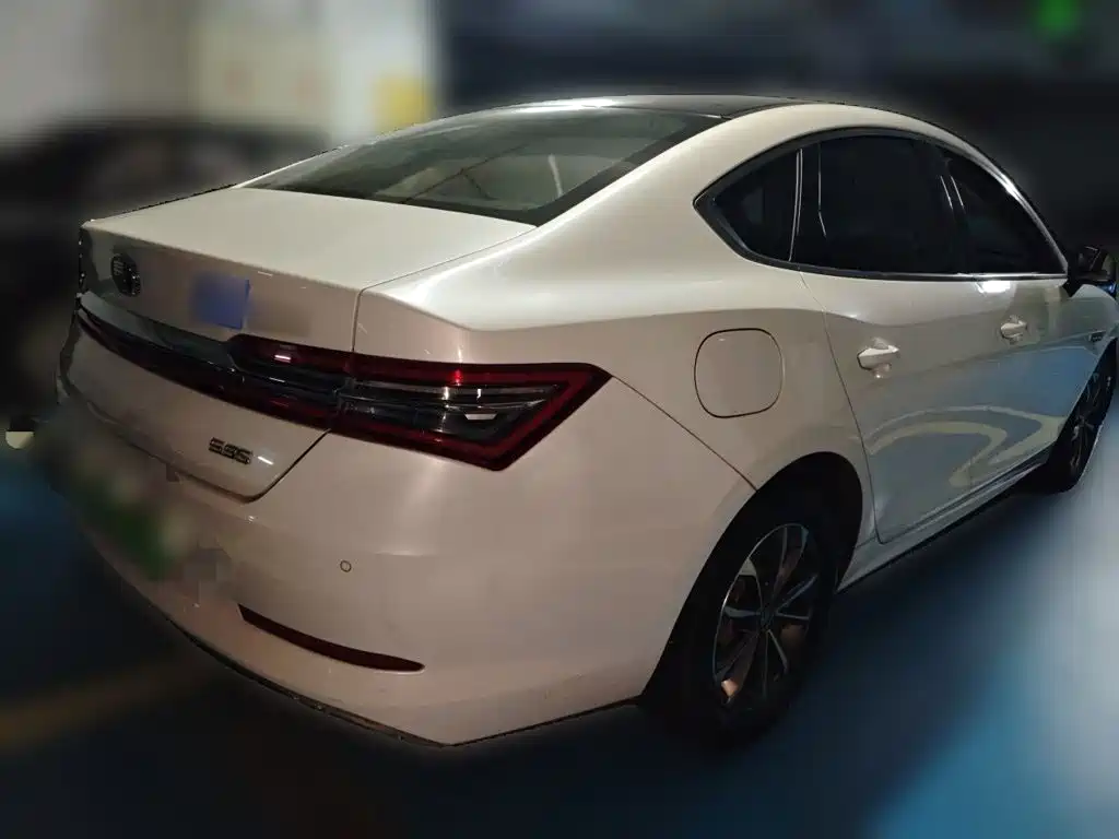 BYD Qin Pro NEV — миниатюра 6