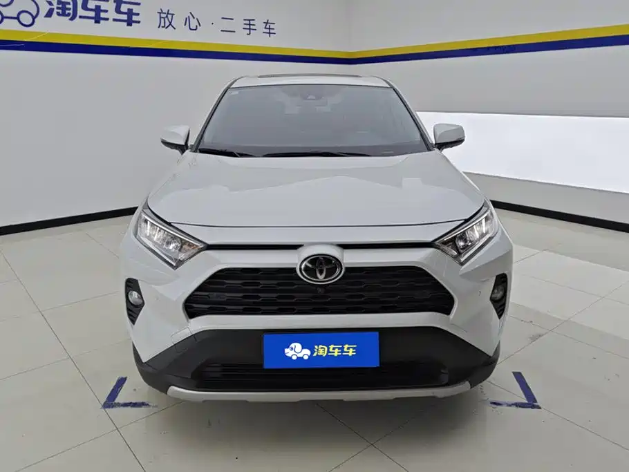 Toyota RAV4 — миниатюра 2