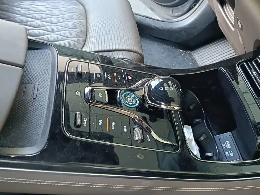BYD Han 2025 DM-i 125KM Smart Drive