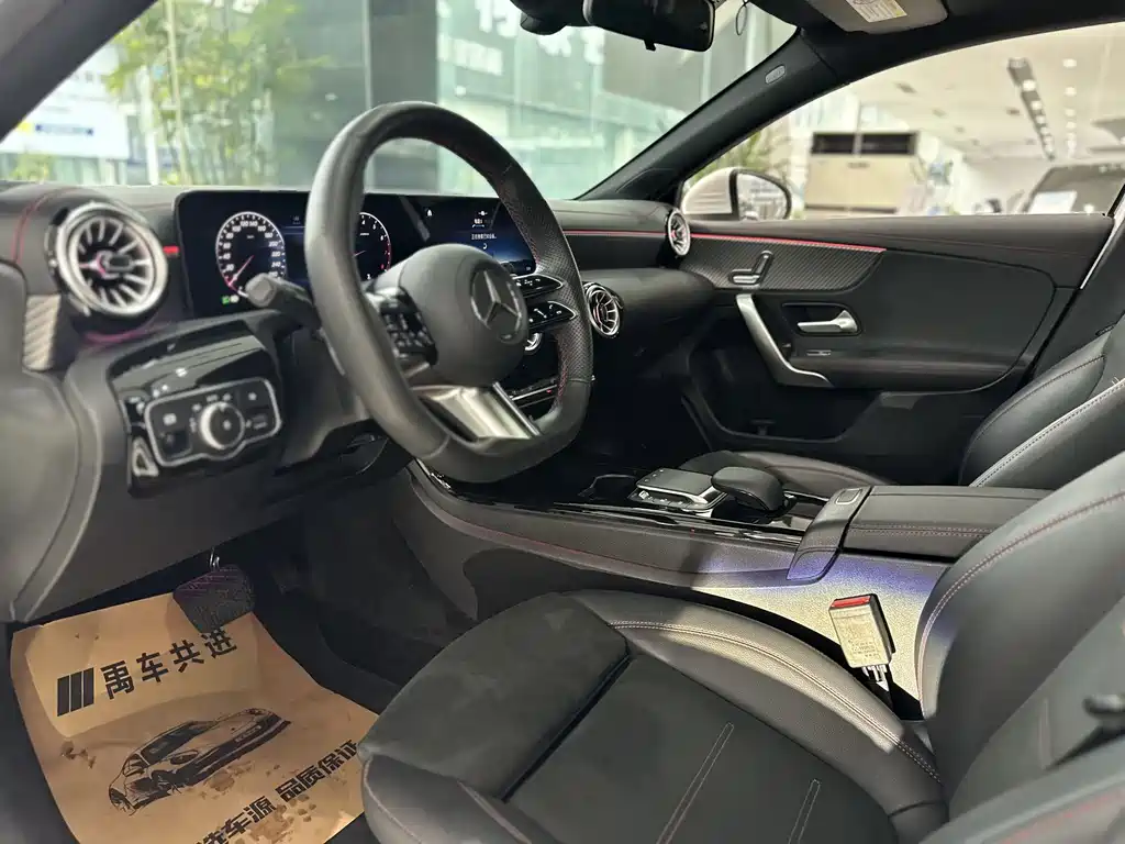 MERCEDES-BENZ A CLASS