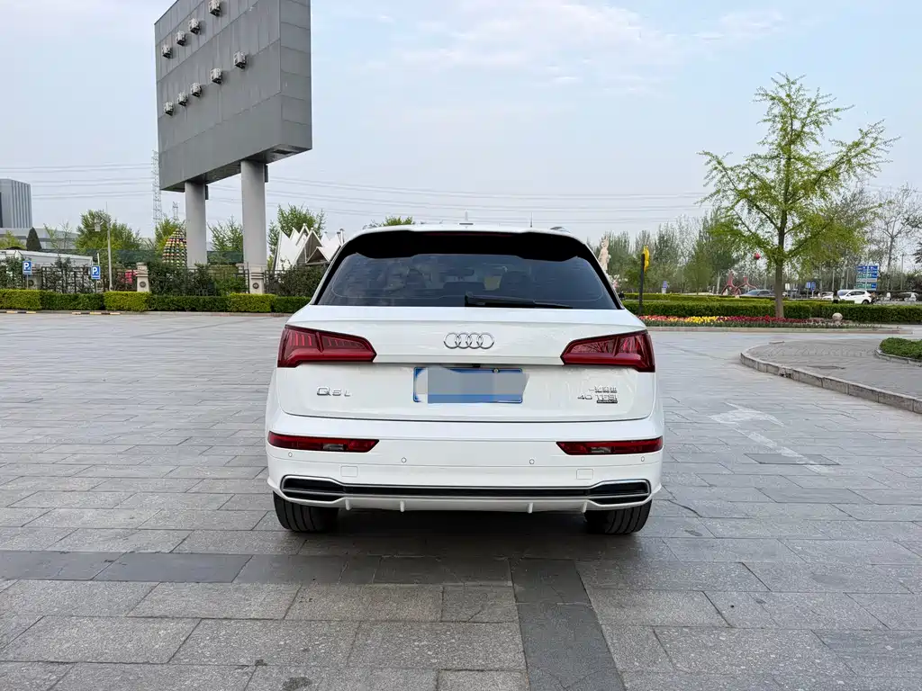 Audi Q5L 2020 40 TFSI Fashion