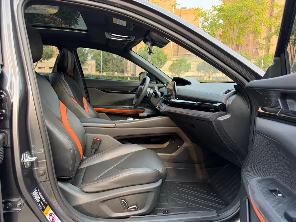 Changan UNI-V — миниатюра 7