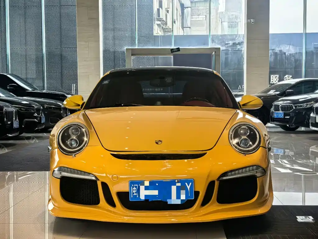 Porsche 911 2010 Carrera S 3.8L