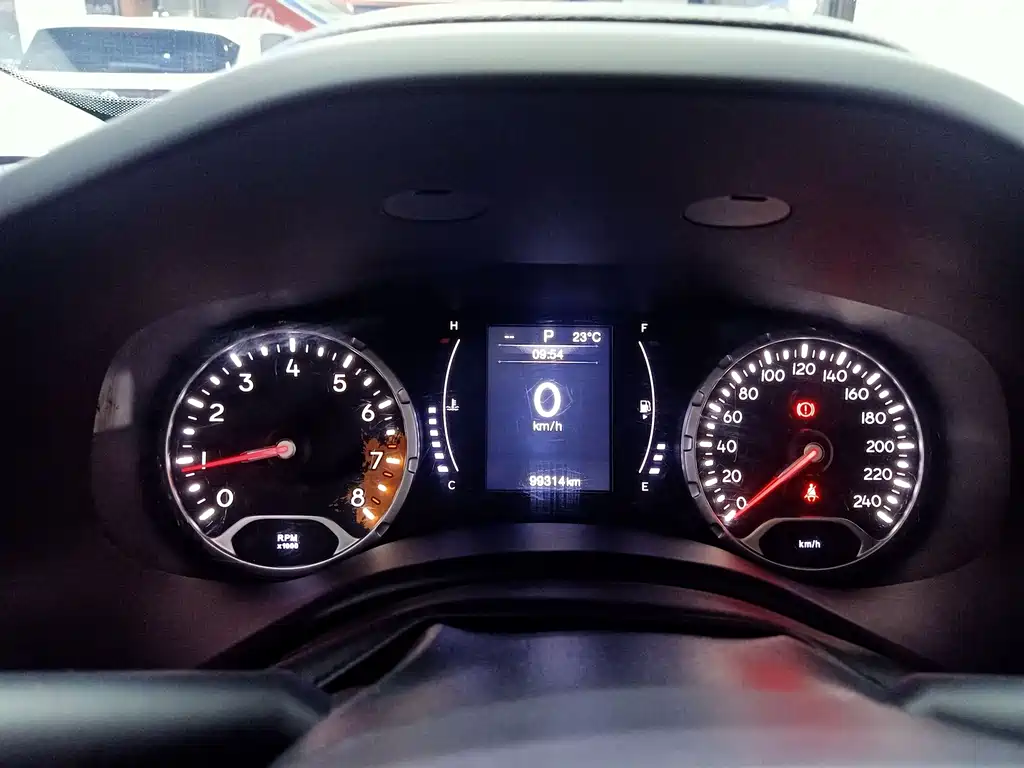 Jeep Renegade — миниатюра 10
