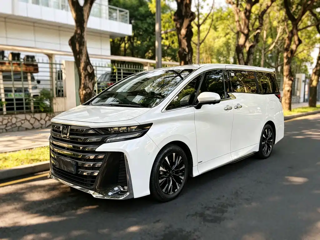 Toyota Vellfire 2025