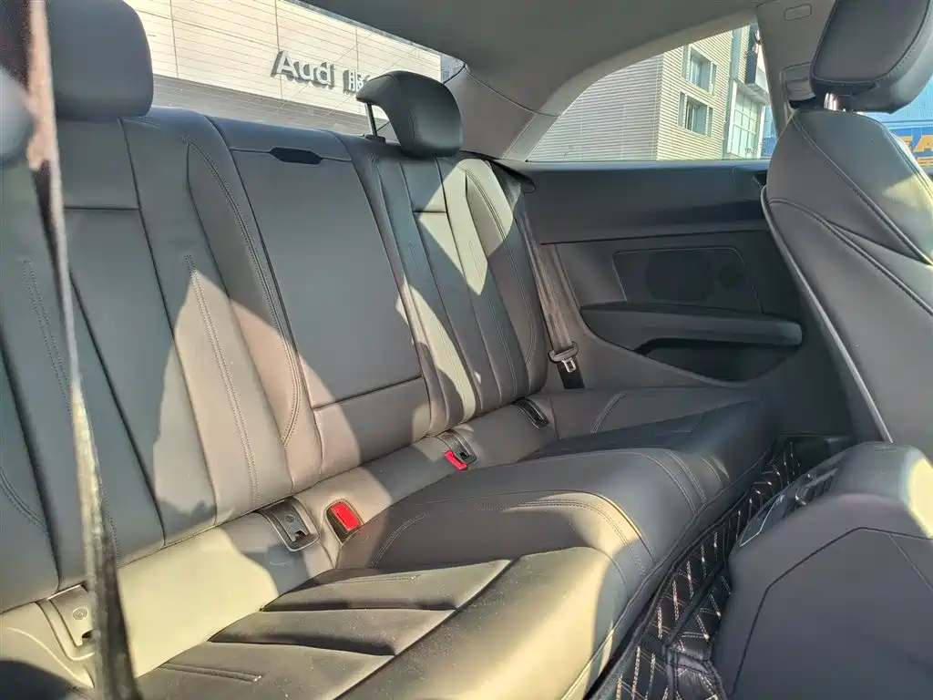 Audi A5 (Import) — миниатюра 6