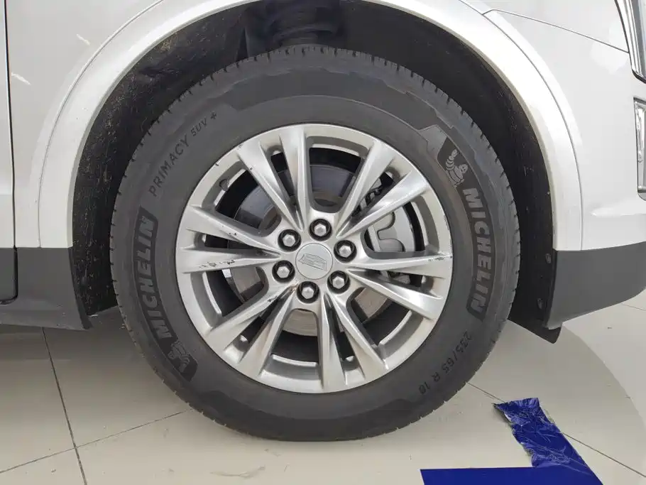 Cadillac XT5 — миниатюра 6