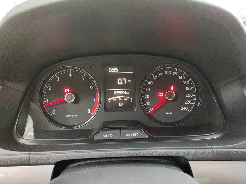 Volkswagen Lavida — миниатюра 7