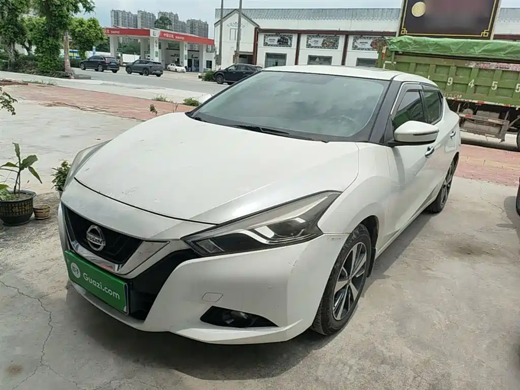 Nissan Bluebird 2016