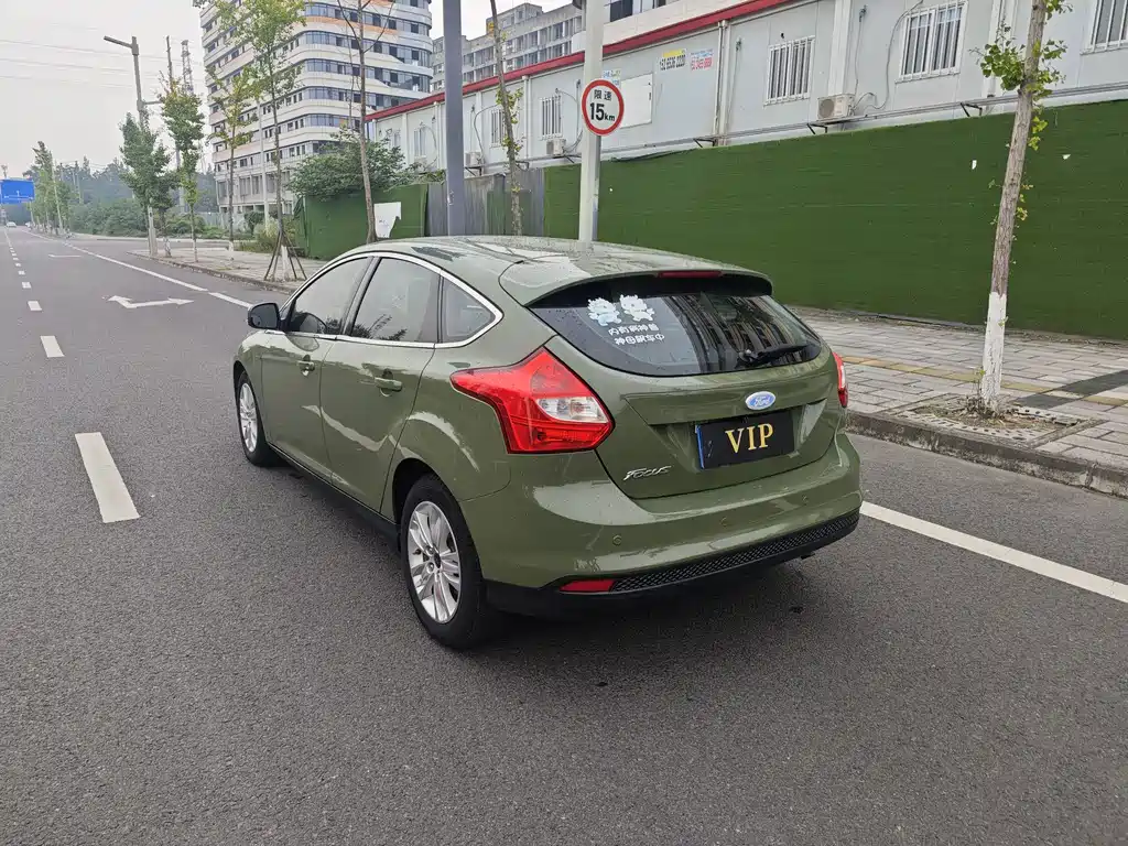 Ford Focus — миниатюра 4