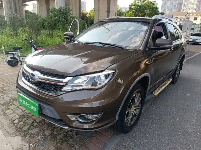 2017 BYD S7