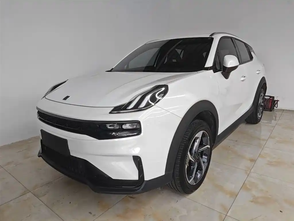 Lynk & Co 06 2024