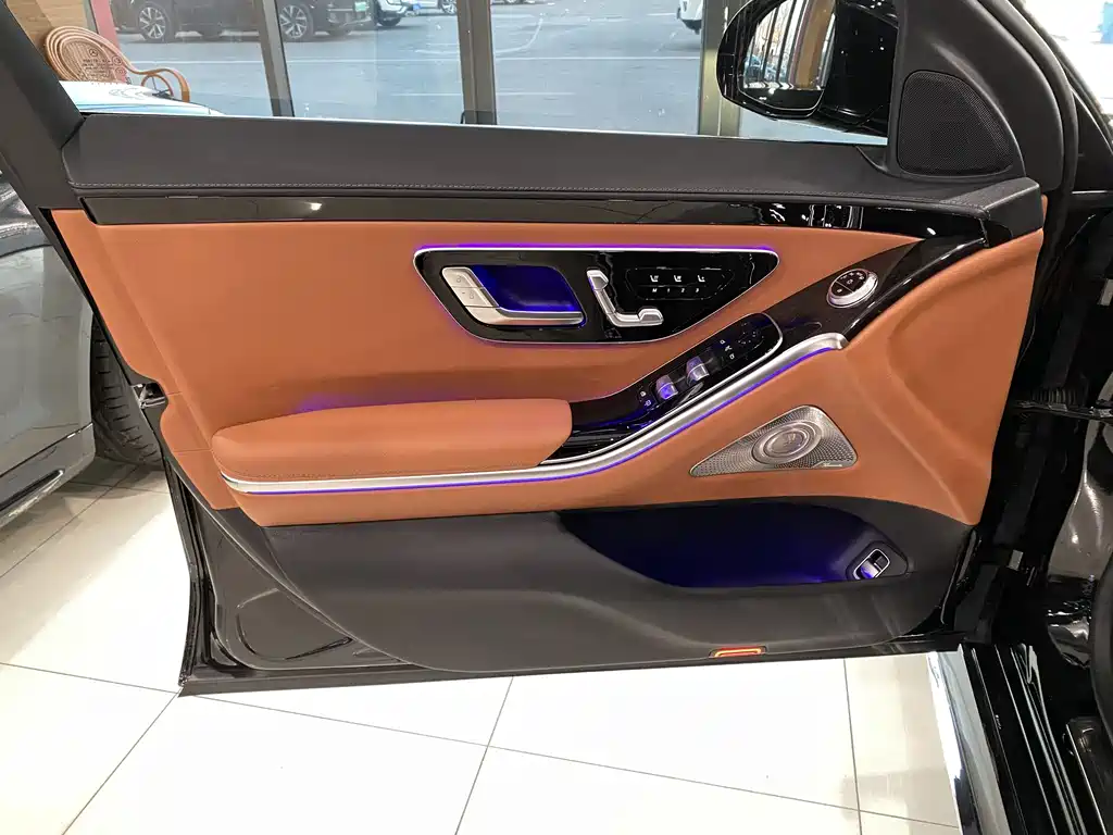 MERCEDES-BENZ S CLASS