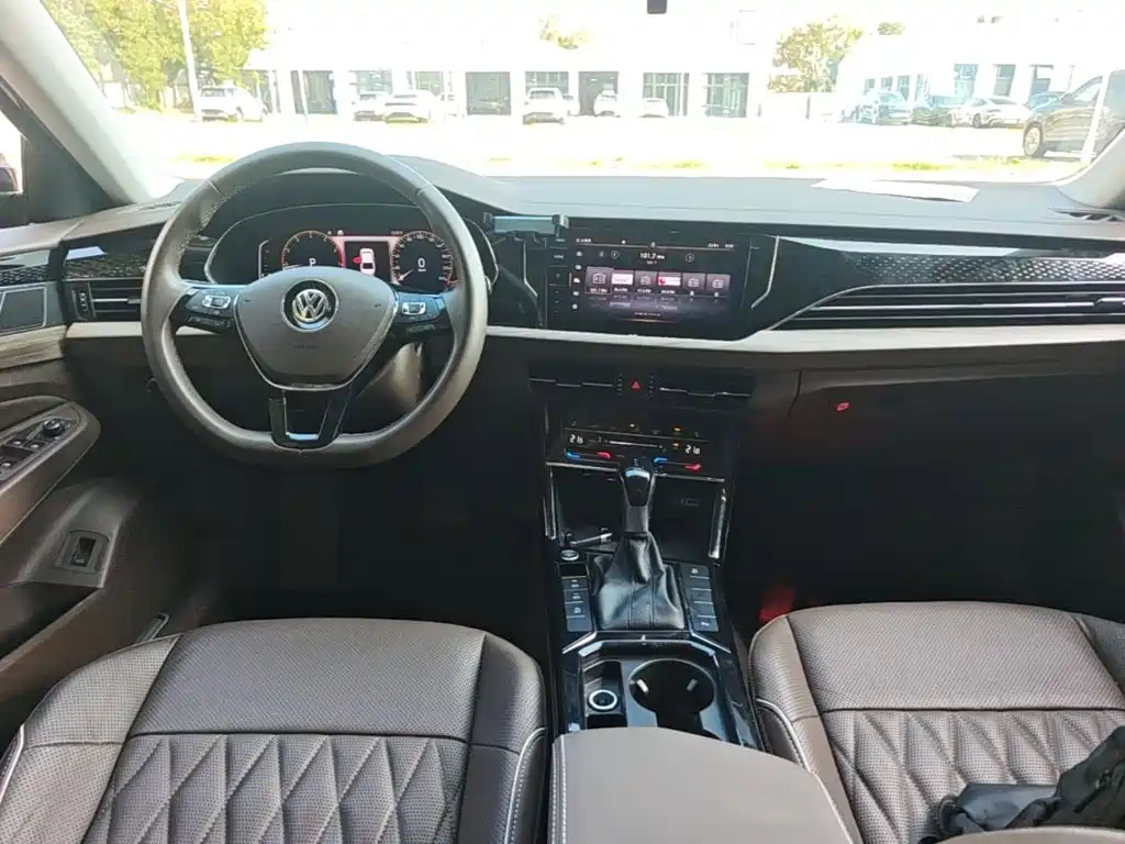 Volkswagen Passat — миниатюра 14