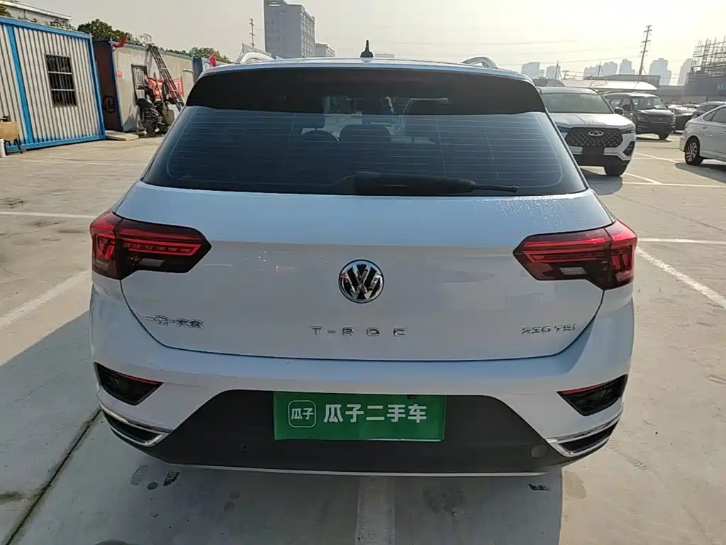 Volkswagen T-Roc — миниатюра 6