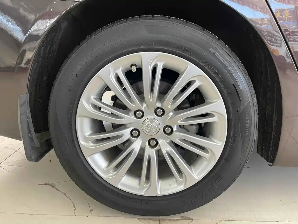 Buick LaCrosse 20T Elite Type, фото 16
