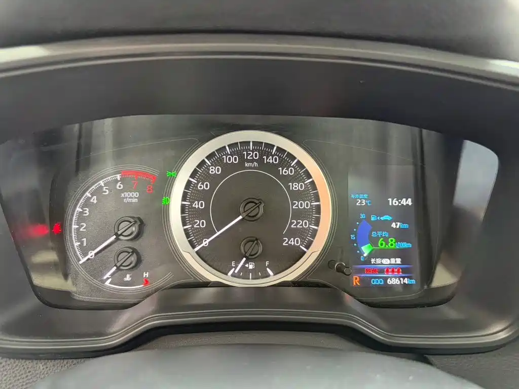 Toyota Corolla — миниатюра 18