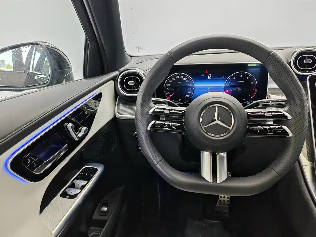 Mercedes-Benz GLC Coupe — миниатюра 9
