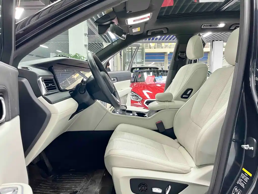 Li Auto Li ONE — миниатюра 4