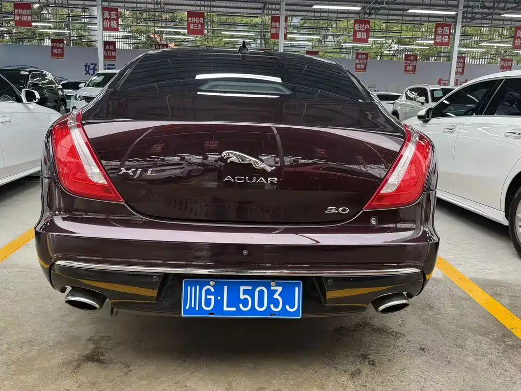 Jaguar XJ — миниатюра 10