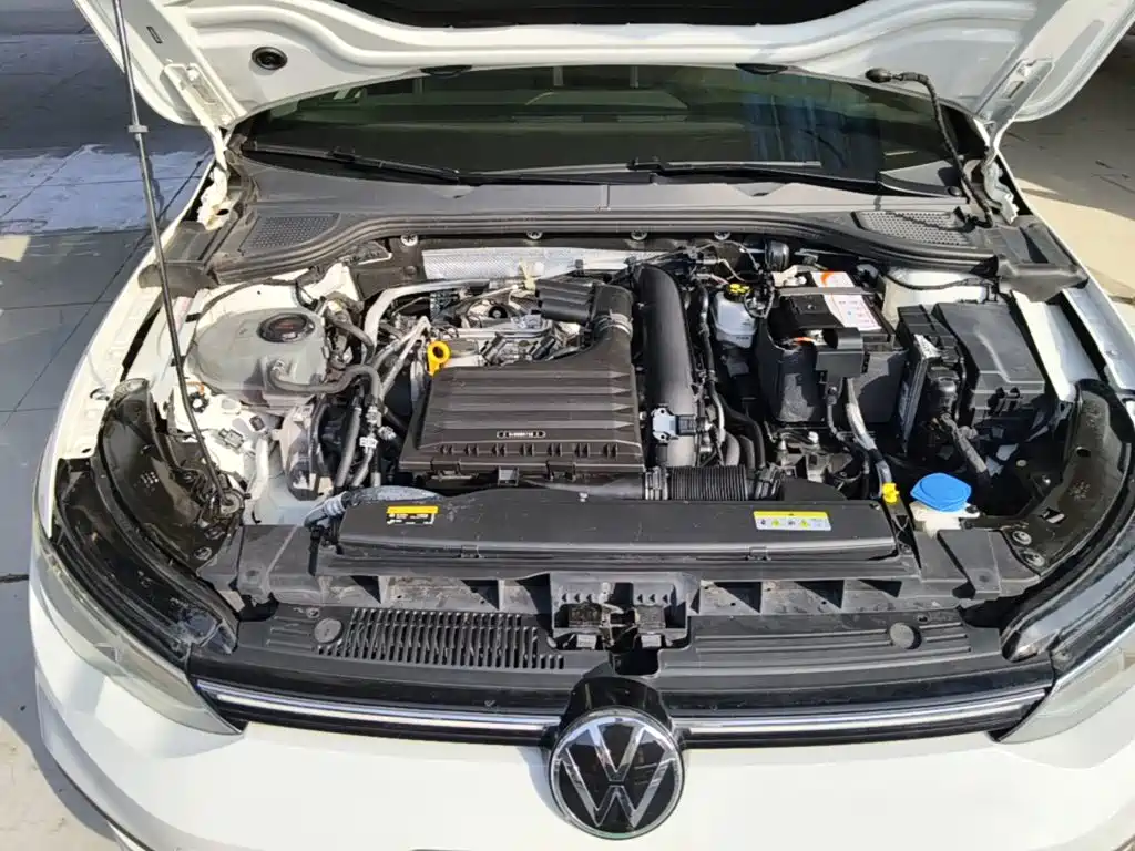 Volkswagen Golf — миниатюра 20