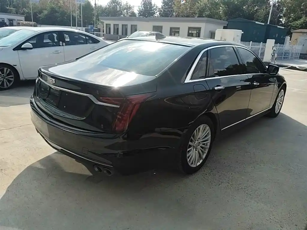 Cadillac CT6 — миниатюра 7