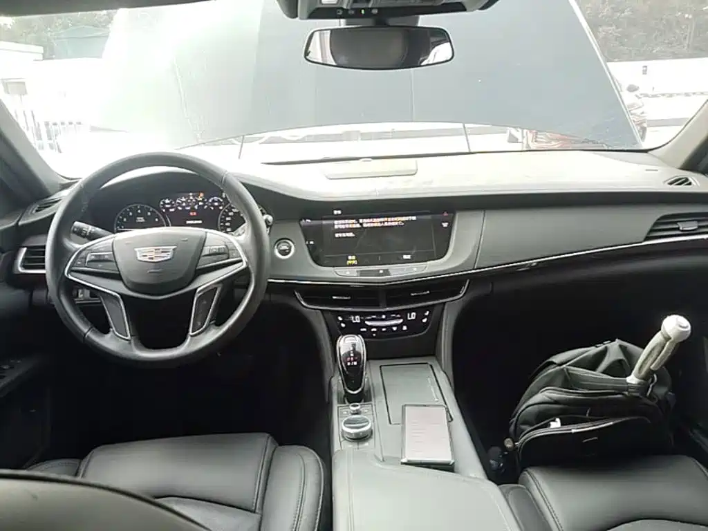Cadillac CT6 — миниатюра 10