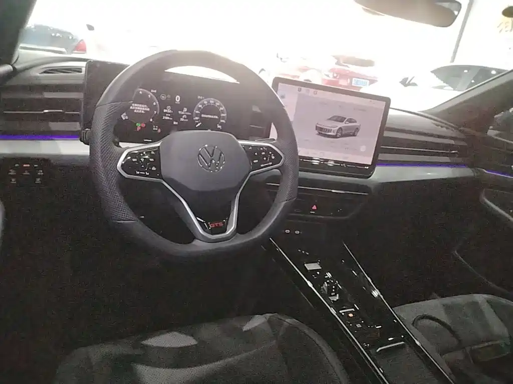 Volkswagen Lamando — миниатюра 11