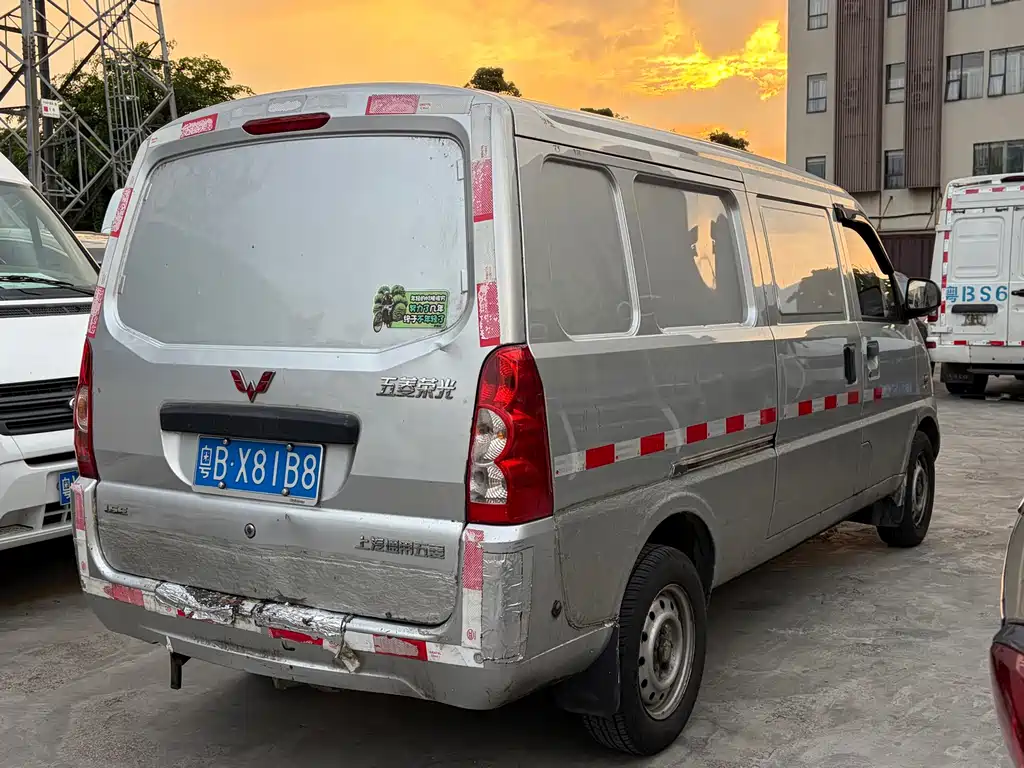 Wuling Rongguang — миниатюра 6