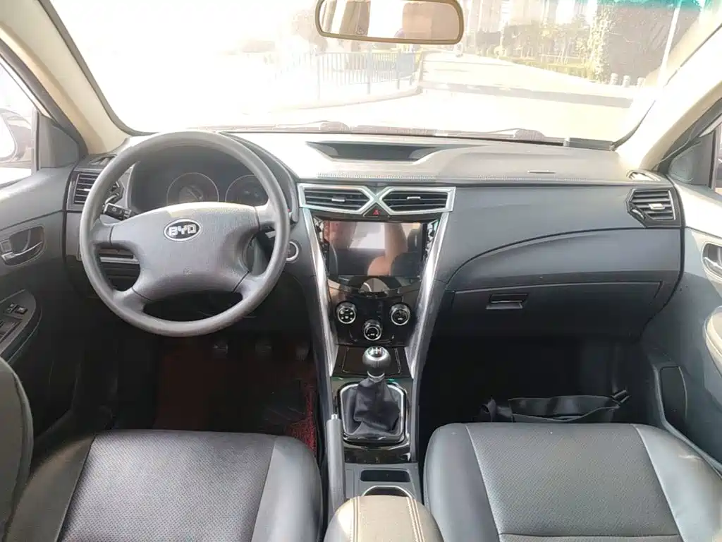 BYD F3 — миниатюра 10