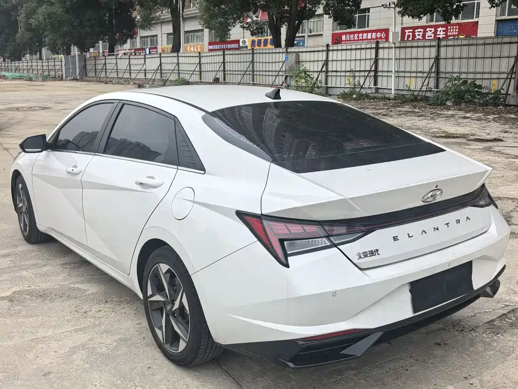 Hyundai Elantra 2022 1.5L CVT GLS Lead