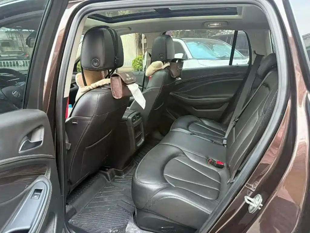 Buick Envision Plus — миниатюра 5