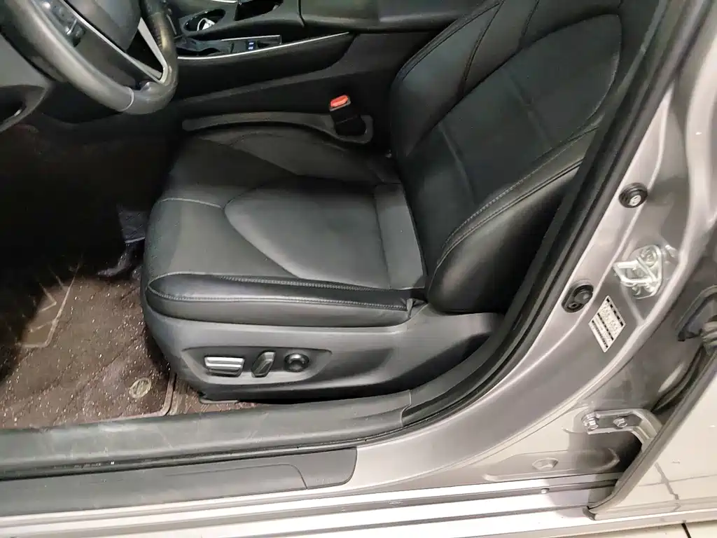 Toyota Avalon — миниатюра 6