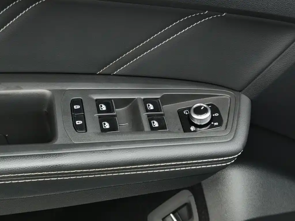 Volkswagen Teramont — миниатюра 9