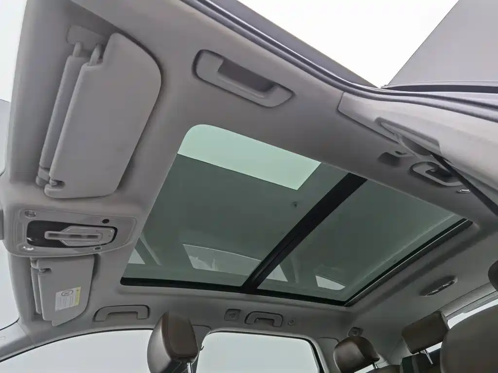 Audi Q7 — миниатюра 14