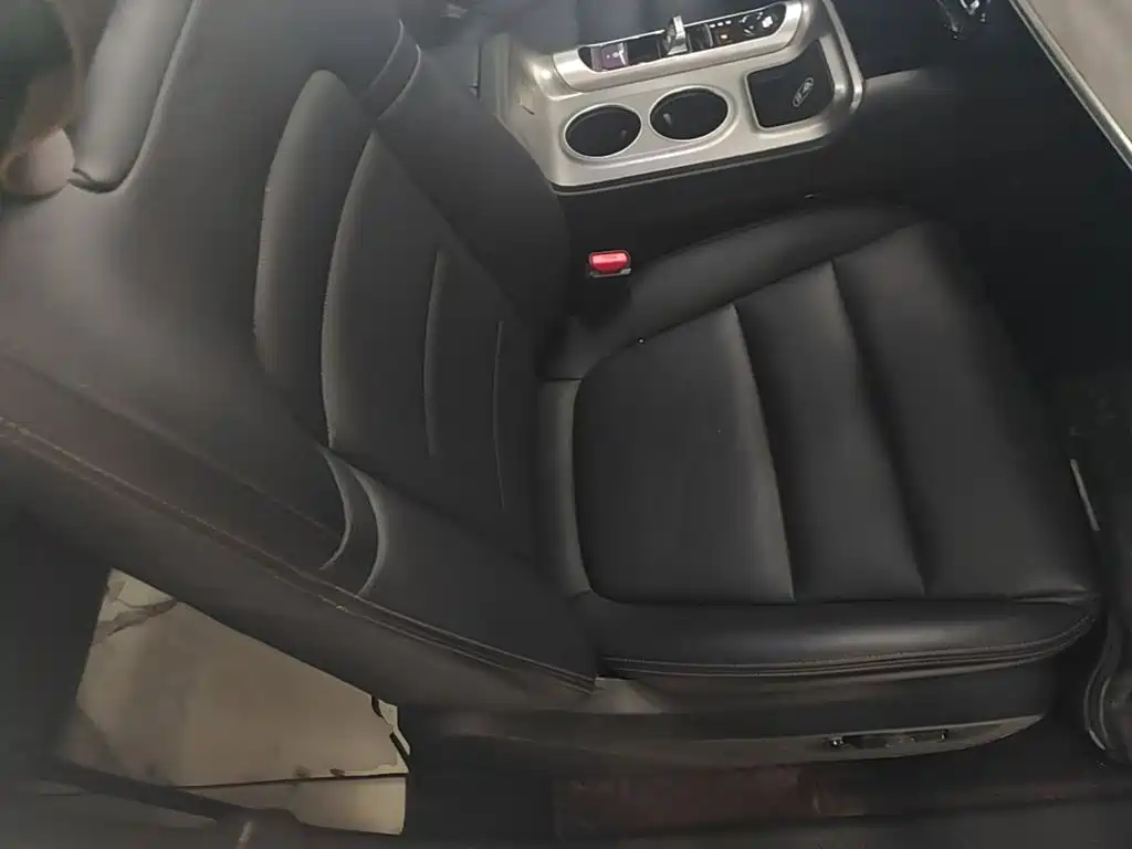 GAC Motor Trumpchi E8 PHEV — миниатюра 25