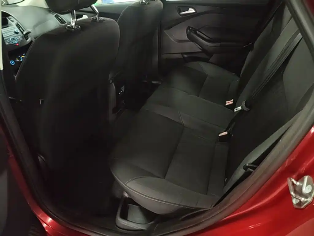 Ford Focus — миниатюра 17